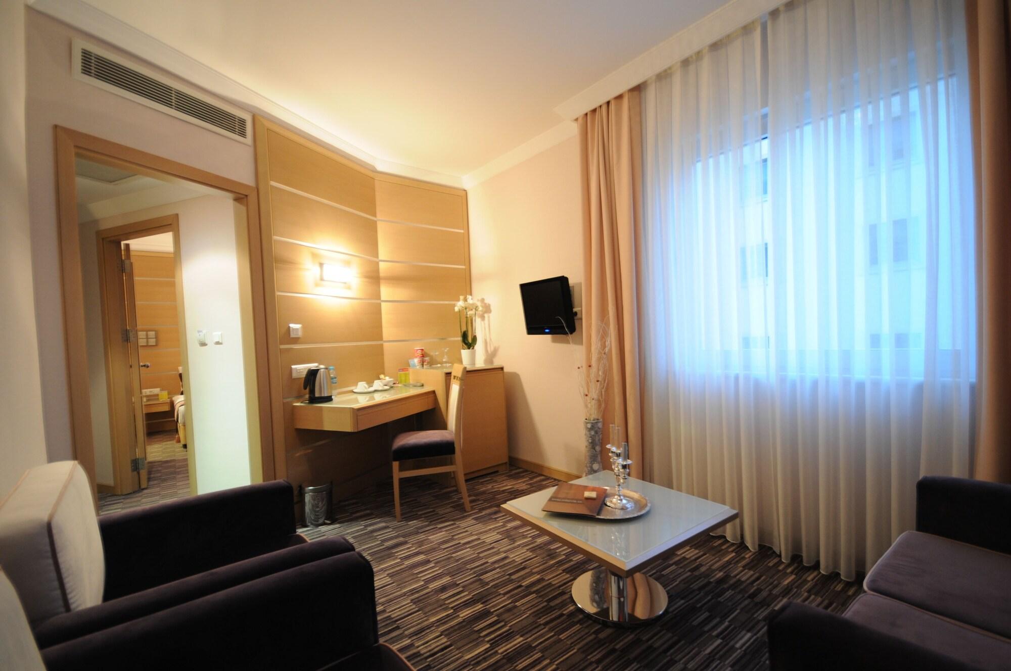 Sv Business Hotel Taksim Provincia di Provincia di Istanbul Esterno foto